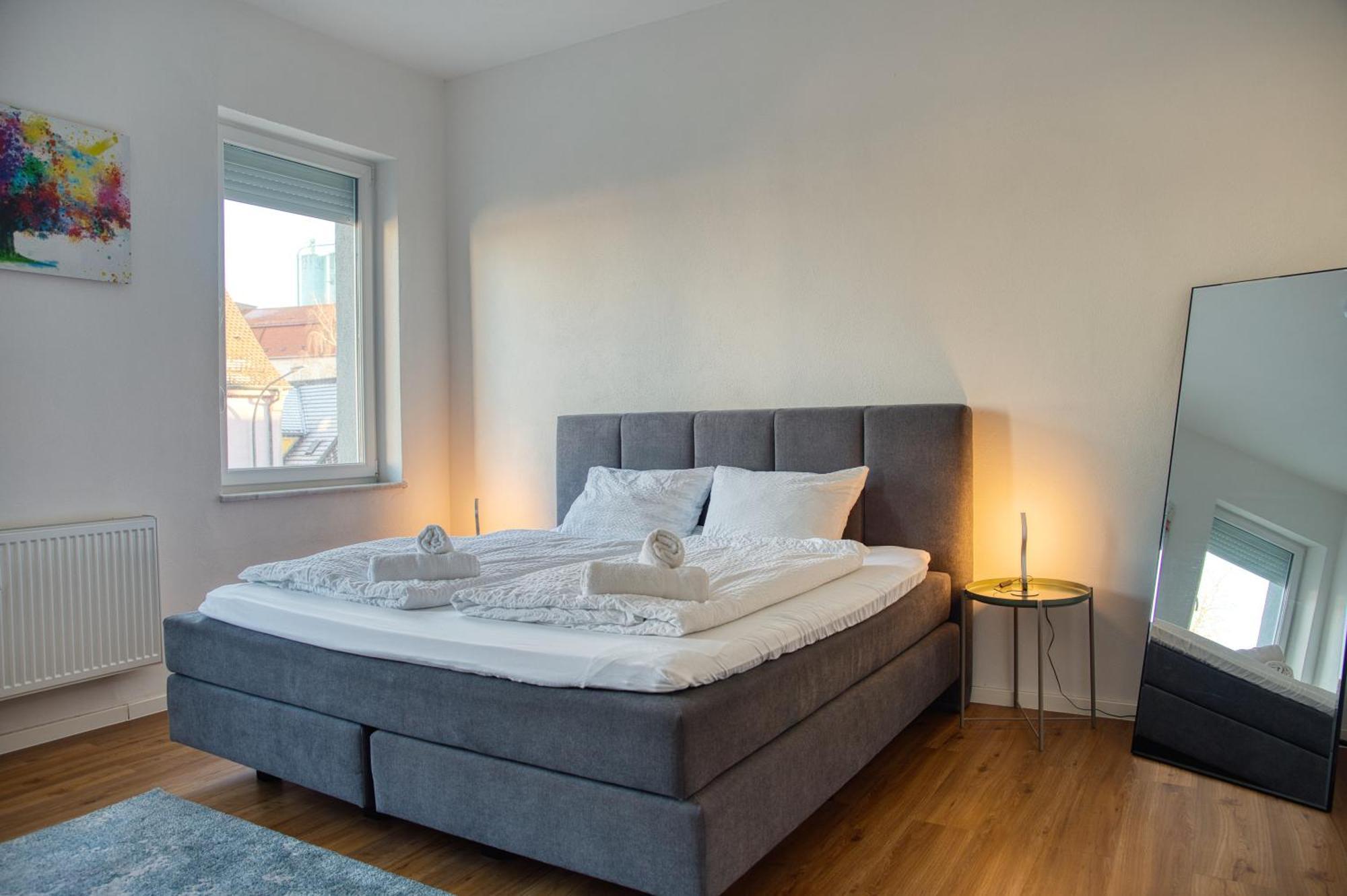 Ferienwohnung Wen Bhf Neu & Zentral In Weiden Fuer Bis Zu 6 Personen Weiden in der Oberpfalz Exterior foto