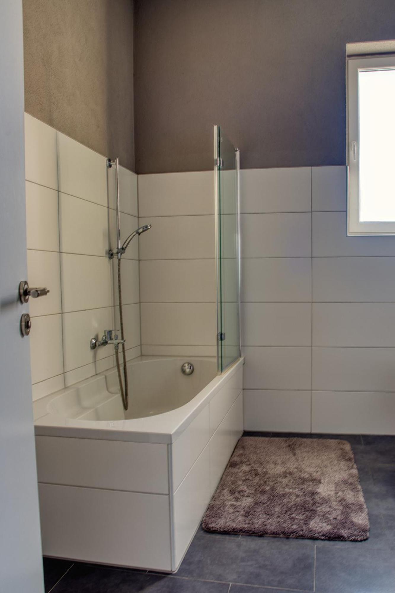 Ferienwohnung Wen Bhf Neu & Zentral In Weiden Fuer Bis Zu 6 Personen Weiden in der Oberpfalz Exterior foto